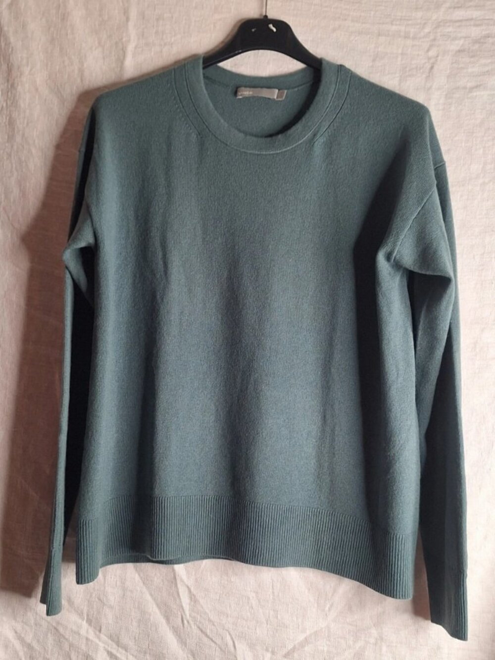 Vince 100% Cashmere Crew Neck Sweater M